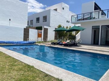 Casa de 3 habitaciones, Querétaro · Casa con Amenidades, 2 Áreas de Tv, 3 Recámaras, Roof Garden, Paseo San Junípero - Renta