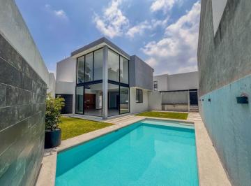 Casa en condominio de 3 habitaciones, Temixco · Casa con Alberca y Doble Altura en Lomas de Cuernavaca