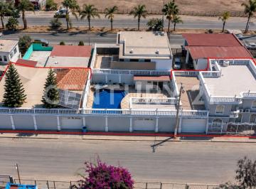 Casa · 721m² · 6 Recámaras · 3 Estacionamientos · Amplia Residencia en Venta – Espacios, Confort y Áreas Para Disfrutar