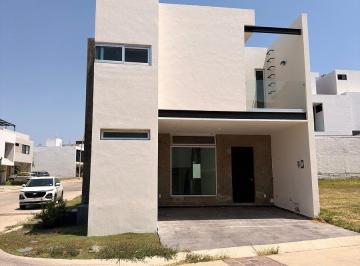 4432de227e779fbeade88905b35f152a1e95d5d152a717d1cdbbea1f30fb6ab5 · Casa en Venta Coto Carrara Zapopan