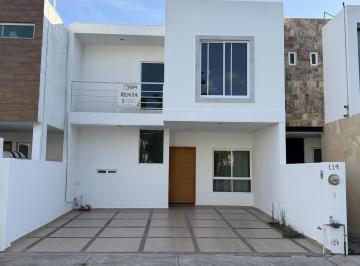 Casa · 140m² · 4 Recámaras · 2 Estacionamientos · Casa en Fraccionamiento Vista Esmeralda