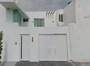 Casa de 3 habitaciones, Irapuato · Venta de Casa en Col Las Plazas Municio Irapuato Guanajuato
