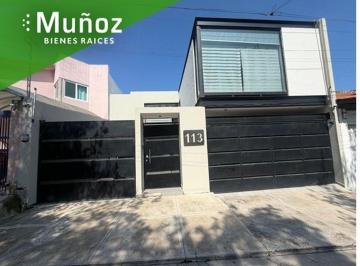 Casa de 4 habitaciones, León · Gran Jardin Casa en Venta Leon Gto | Muñoz Bienes Raíces