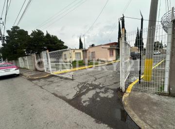 Casa · 40m² · 1 Recámara · 1 Estacionamiento · Casa en Venta en Paseos de San Juan, Zumpango.