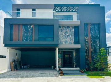 Casa de 4 habitaciones, Pachuca · Casa en Venta Lagos Residencial | 4 Recámaras | 550 m² | Roof Garden