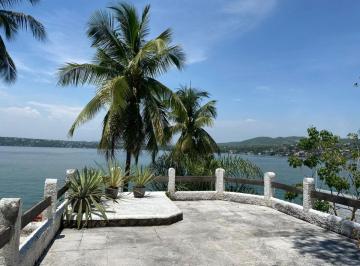 Casa de 5 habitaciones, Jojutla · Casa Griega en Venta Frente Al Lago de Tequesquitengo, Morelos