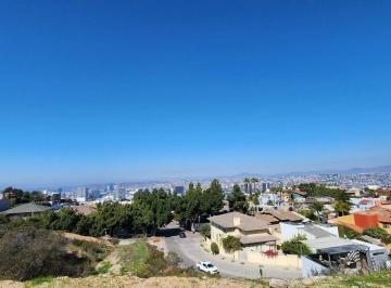 63bef3d99deb1c41f3934e4ed15abc4bdfe417fe1a6f15e057ca06df80892a01 · Terreno en Venta en Chapultepec Tijuana