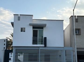 Casa de 4 habitaciones, General Escobedo · Privadas de Anahuac Sector Himalaya