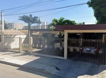 Casa de 6 habitaciones, Othón P. Blanco · Calzada Veracruz #271, Col Andara, Cp 77010 Chetumal Quintana Roo N844