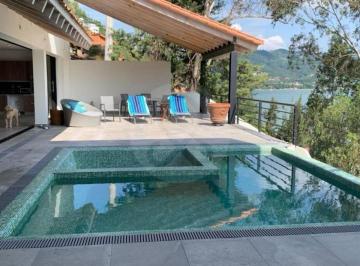 Casa en condominio · 750m² · 4 Recámaras · 2 Estacionamientos · Casa en Condominio en Venta en La Peña
