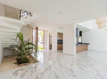 Casa de 3 habitaciones, Benito Juárez · Casa de 203 m² Venta en Vía Cumbres