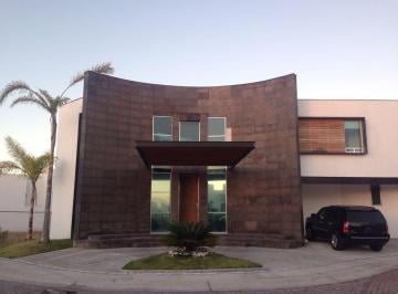 Casa en condominio de 4 habitaciones, Querétaro · Residencia en Cumbres del Lago, Juruquilla