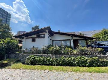 c8d9a8022bf5c573653771fe733d27fd3c5ccb80ada2355bf442038d8bd801ca · Bonita Casa en Venta de un Nivel. Excelente Opción!
