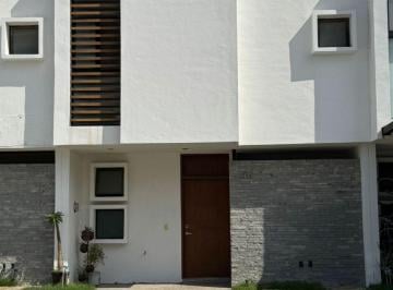 Casa de 3 habitaciones, Bahía de Banderas · Casa en Renta en Valle Dorado con Paneles Solares Cerca de Vidanta