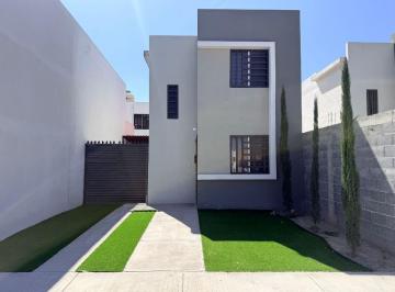 Casa de 2 habitaciones, García · Casa en Renta en Fracc Arcos del Poniente en García Nuevo León Amueblada y Frente a Parque.