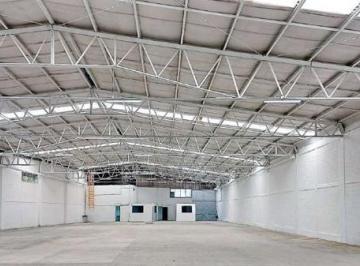 Bodega comercial · 2330m² · 4 Estacionamientos · Bodega Industrial en Industrial Alce Blanco
