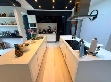 Casa · 900m² · 4 Recámaras · 7 Estacionamientos · Casa en Venta Y/o Renta Club de Golf Mexico, Tlalpan ¡Majestuosa Residencia!