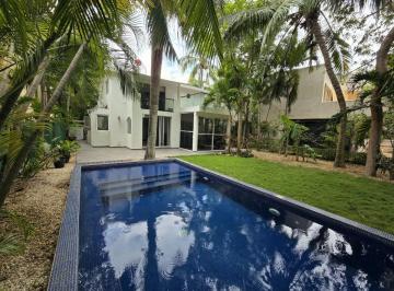 Casa de 3 habitaciones, Solidaridad · Casa Amueblada en Renta | Campo de Golf Playacar | Zona Hotelera | $60,000 Mxn