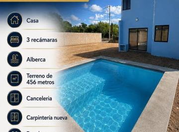Casa · 141m² · 4 Recámaras · 2 Estacionamientos · Bonita Casa con Amplio Terreno en Mococha Yucatan