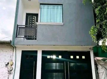 Casa de 4 habitaciones, León · Generic_title
