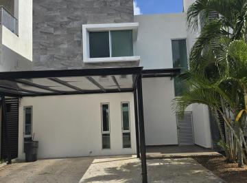 fachada · Casa en Aqua Residencial