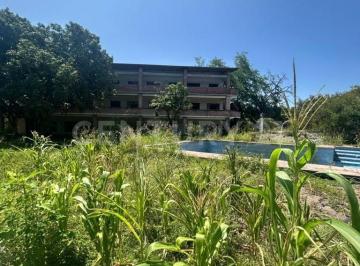 Casa · 1000m² · 15 Recámaras · 10 Estacionamientos · Terreno 4,622 m² con Potencial de Desarrollo. Hacienda San José Vista Hermosa