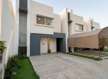 N/A · Casa en Venta en Sfera Residencial, Culiacán | 4 Recámaras, 3 Baños y 214 m² de Terreno | $3,200,000