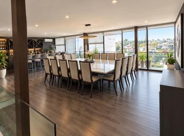 Casa de 6 habitaciones, Cuajimalpa de Morelos · Casa en Renta en Bosques de Las Lomas | 1,110 m² de Terreno | 6 Recámaras