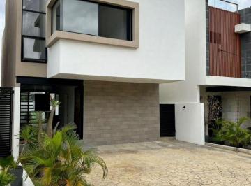 Casa de 3 habitaciones, Benito Juárez · Linda Casa Semi Nueva en Venta Residencial Aqua Cancun con Paneles Solares