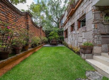 Casa de 3 habitaciones, Alvaro Obregón · Tu Nuevo Hogar en El Corazón de Cdmx: Espacio, Vegetación y La Mejor Ubicación a un Precio Imbatible