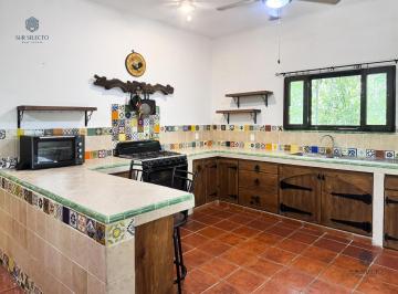 Casa · 311m² · 3 Recámaras · 2 Estacionamientos · Venta - Casa - Privada Bugambilias - Tigrillo - Playa del Carmen