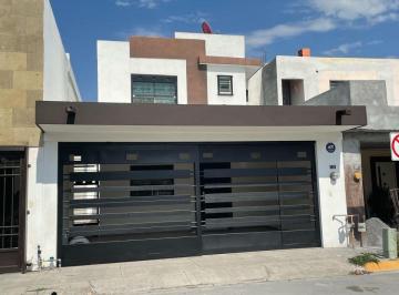Casa · 125m² · 3 Recámaras · 2 Estacionamientos · Rmc Casa en Renta en Privadas Iltamarindo en Apodaca en Nuevo Leon