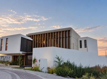 Casa de 3 habitaciones, Querétaro · Casa en Venta en La Vista Residencial, Querétaro