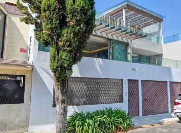 Casa · 310m² · 3 Recámaras · 2 Estacionamientos · Venta Casa Cafetales, Coyoacán con Balcón y Roofgarden