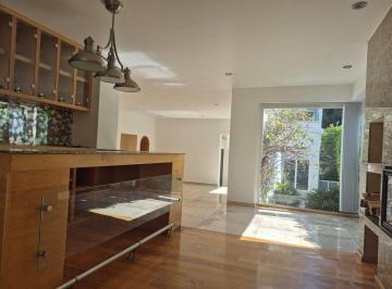 Casa en condominio · 810m² · 4 Recámaras · 6 Estacionamientos · Casa en Condominio en Venta y Renta en Lomas Axomiatla con Alberca, Spa y Amenidades Premium