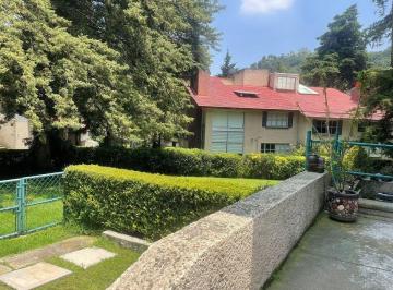 Casa en condominio · 280m² · 4 Recámaras · 3 Estacionamientos · Casa en Condominio en Venta en Villa Verdún con Jardín de 150 m² y Vigilancia 24 Horas