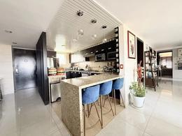 Departamento · 186m² · 5 Recámaras · 2 Estacionamientos · Venta Departamento Verónica Anzures, Miguel Hidalgo con Amenidades y Balcón