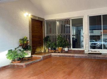 199cf9610ff5a68166b4f33aae560ef02f8dd780d473ec40cb986e450b500131 · Casa en Venta en Providencia