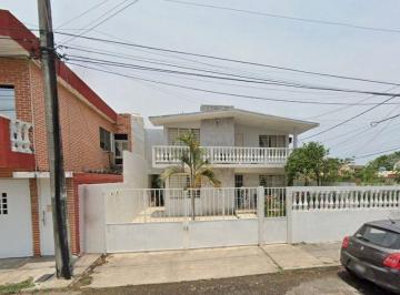 Casa de 4 habitaciones, Veracruz · Increible Propiedad de Dos Plantas Ubicada en Juan de La Luz Enriquez Norte, Veracruz