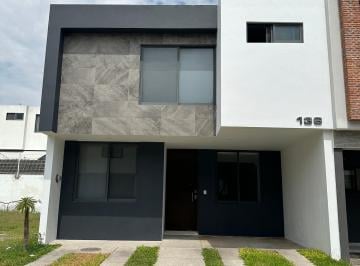 Casa en condominio de 4 habitaciones, Tlajomulco de Zúñiga · Casa en Renta Punto Sur a un Lado de La Plaza