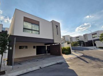Casa de 3 habitaciones, García · Casa en Venta en Valle de Cumbres, Garcia