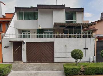 Casa de 4 habitaciones, Coyoacán · Bonita Casa en Venta en Av Paseos del Bosque Taxqueña