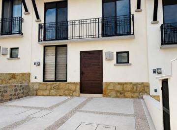 Casa en condominio de 3 habitaciones, El Marqués · Samare, Zibata. Casa de 3 Habitaciones, Vigilancia y Acceos Controlado.