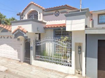 Casa de 4 habitaciones, Tijuana · Casa en Venta en Altabrisa, Tijuana, Baja California.