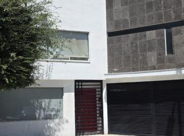 Casa de 4 habitaciones, Monterrey · Casa Venta Paseo de Cumbres