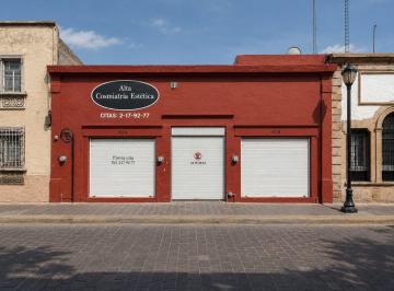Casa de 5 habitaciones, León · En Venta Casa Antigua en El Centro Historico de La Ciudad