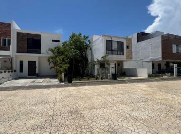 Terreno / Lote en Venta Playa del Carmen · Terreno de 106 m² en Venta en Fracc, Playa del Sol