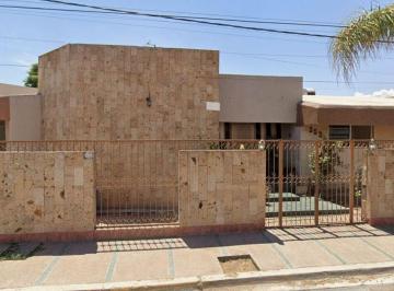 Casa de 5 habitaciones, Gómez Palacio · Casa en Venta en El Campestre, Gómez Palacio, Durango.