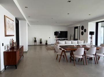 Departamento · 378m² · 3 Recámaras · 4 Estacionamientos · Venta Departamento Residence Bosque Real