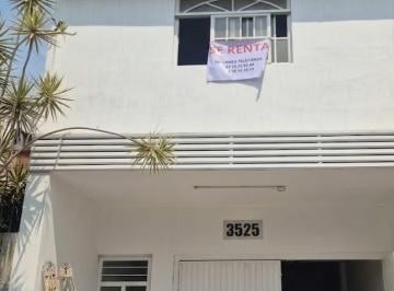 Local comercial de 2 habitaciones, Guadalajara · Inmueble de 2 Pisos Para Local Comercial o Bodega